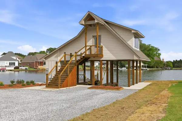 199 Harbor View Drive, Madison, MS 39110