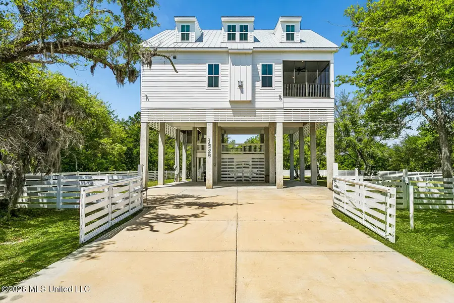 1526 Dunbar Avenue, Bay Saint Louis, MS 39520 - #2