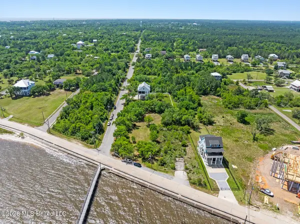 1900 N Beach Boulevard, Bay Saint Louis, MS 39520