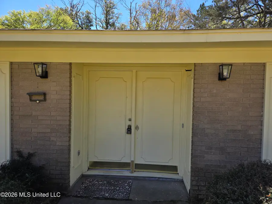 2282 Charmwood Drive, Jackson, MS 39204 - #3