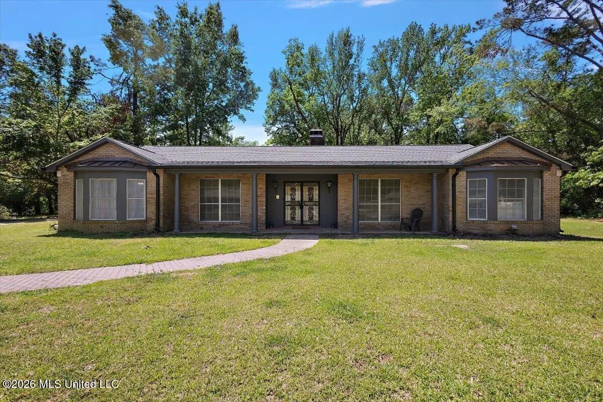 922 Belle Air Circle, Yazoo City, MS 39194 - #1
