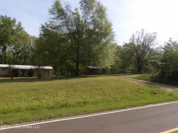 4269 Laws Hill Road, Waterford, MS 38685