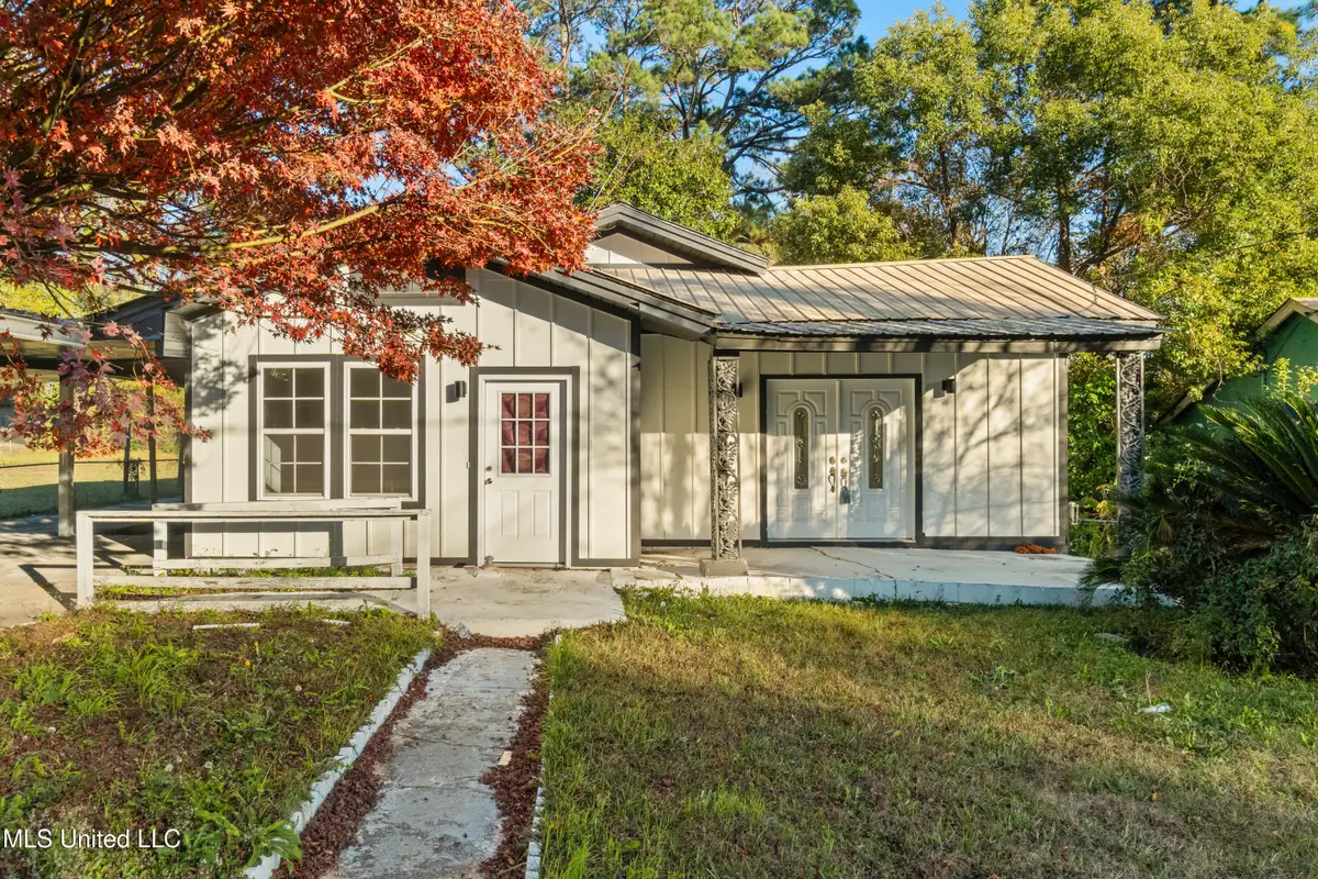 612 John Street, Hattiesburg, MS 39401 - #1
