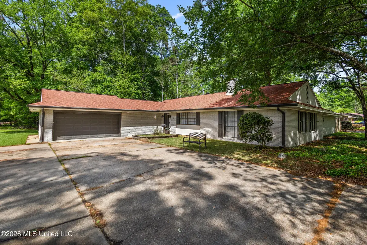 5144 Reddoch Drive, Jackson, MS 39211 - #1
