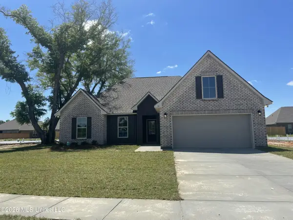18 Red Oak Drive, Long Beach, MS 39560