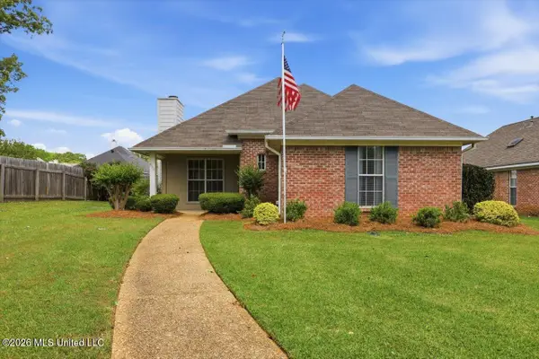 802 Lynwood Lane, Pearl, MS 39208