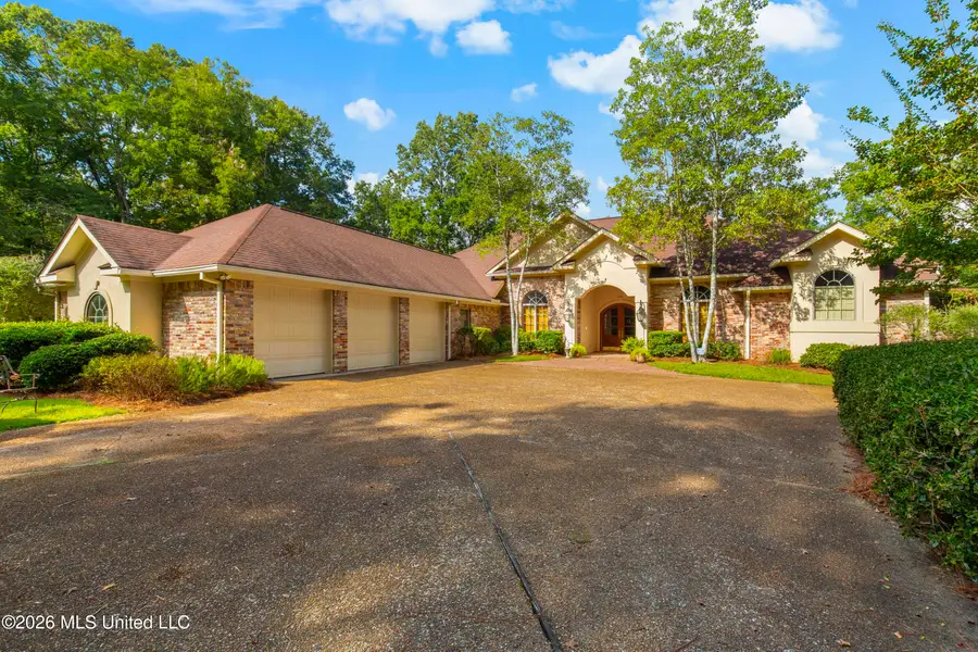 373 Chapel Hill Road, Flora, MS 39071 - #2