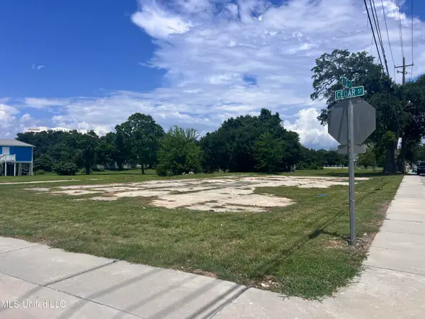 116 Cedar Street, Biloxi, MS 39530