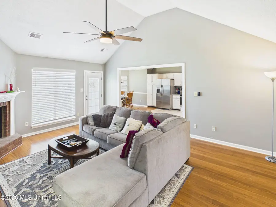 9290 Lakeside Drive, Olive Branch, MS 38654 - #3