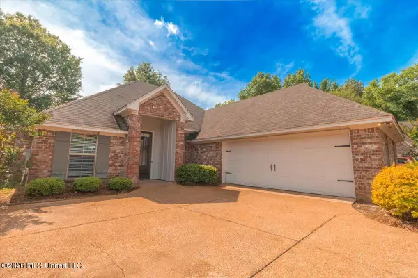 107 Moss Creek, Canton, MS 39046