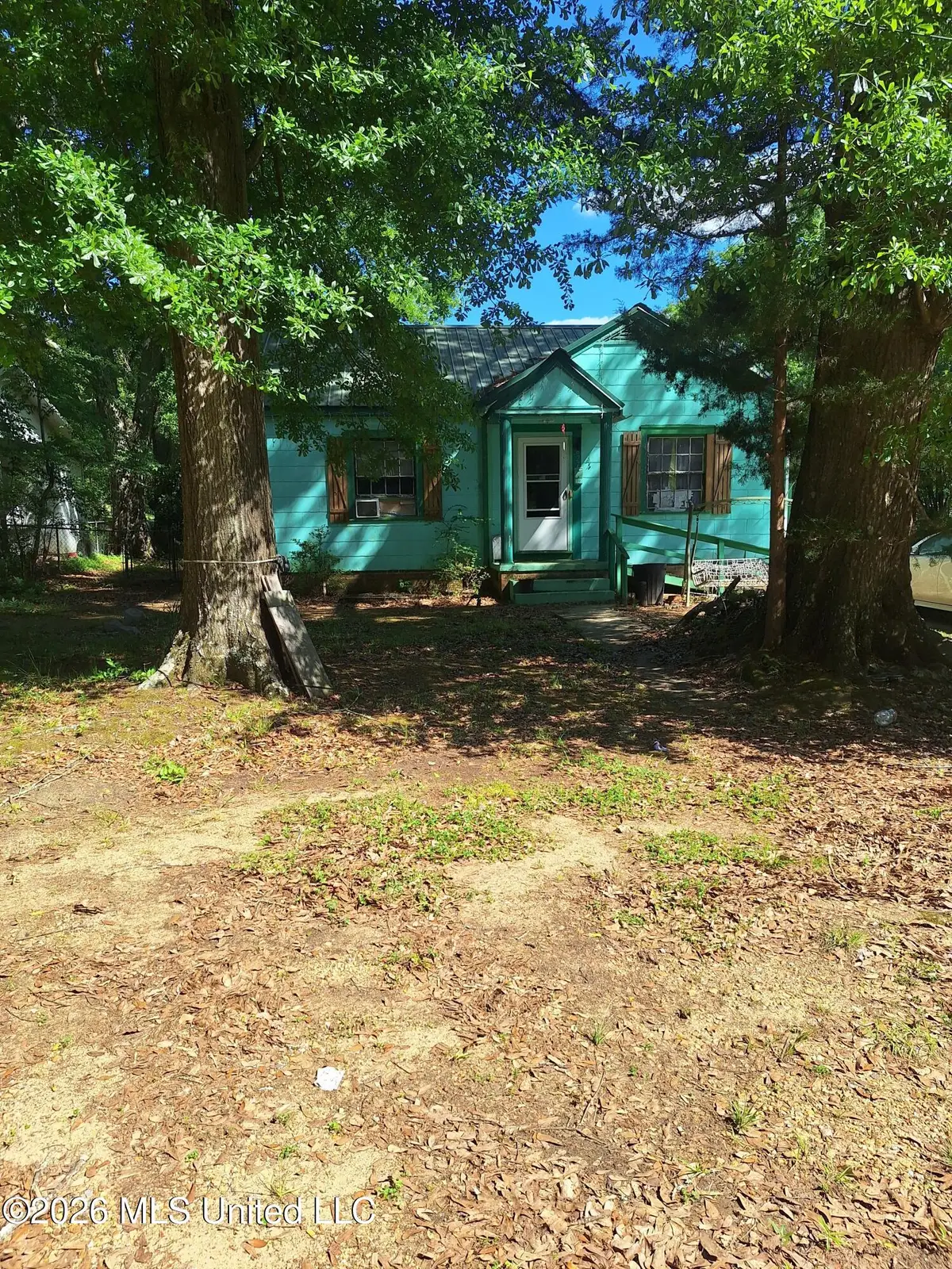627 S 6th Street, McComb, MS 39648 - #1