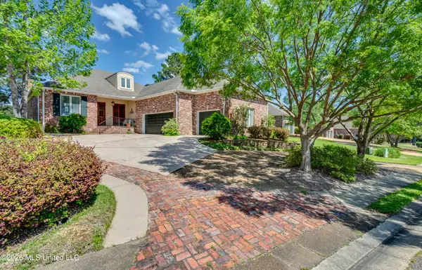 106 Whisper Ridge Drive, Madison, MS 39110