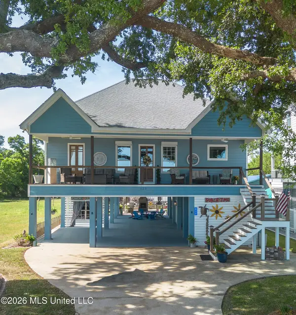 432 W Beach Boulevard, Long Beach, MS 39560