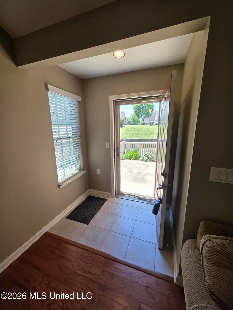 8710 Parkview Oaks Circle, Olive Branch, MS 38654 - #2