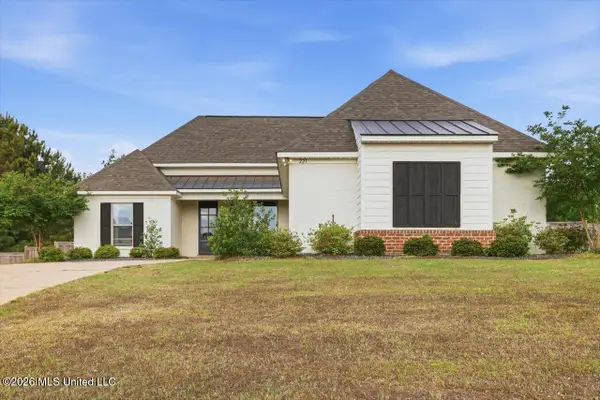 221 Ironwood Place, Brandon, MS 39042