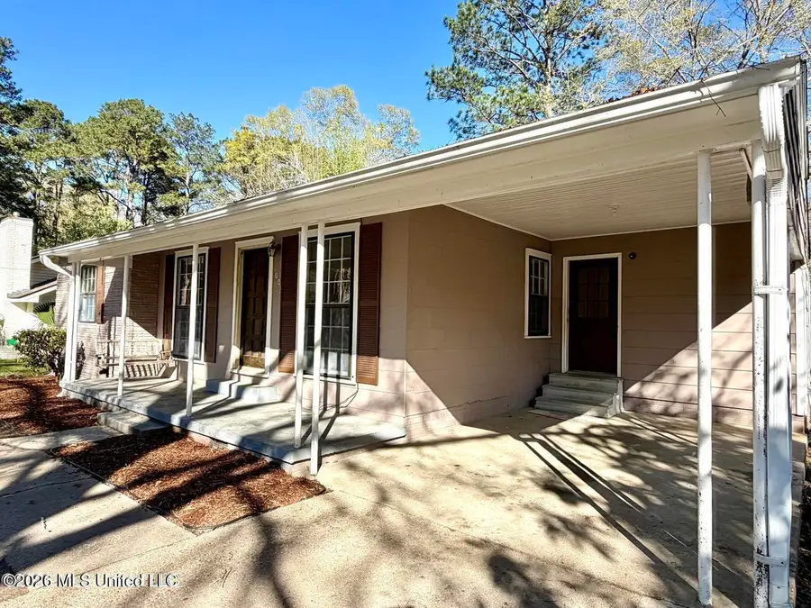 1003 S Jackson Street, Brookhaven, MS 39601 - #3