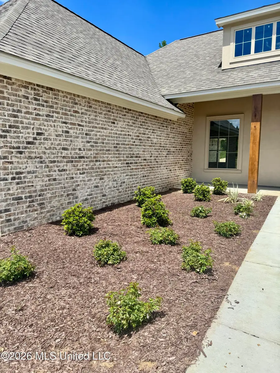 24 Hedges Plantation Place, Natchez, MS 39120 - #3