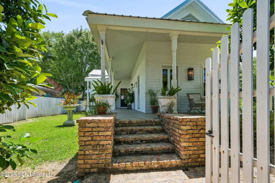 328 Easterbrook Street, Bay Saint Louis, MS 39520 - #3