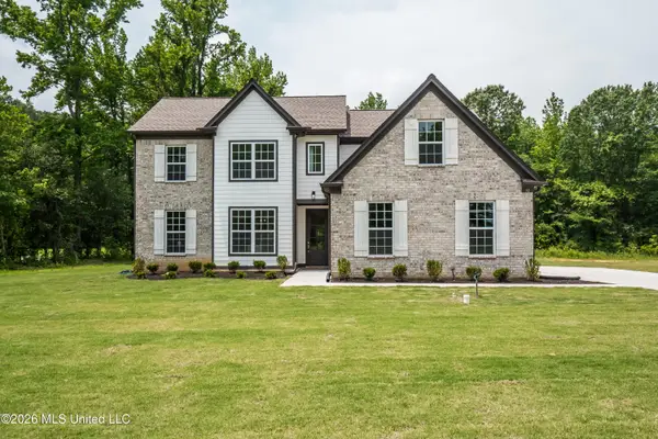 272 Centerline Roper Loop, Byhalia, MS 38611