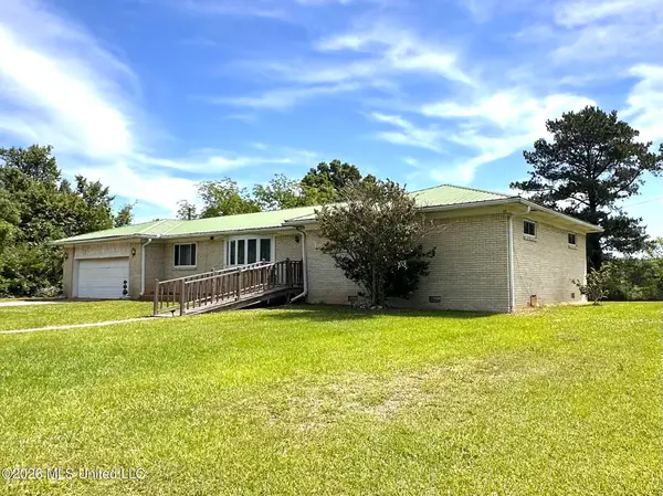 377 Hall Road, Forest, MS 39074