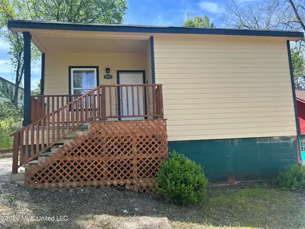 1214 Randolph Street, Vicksburg, MS 39183