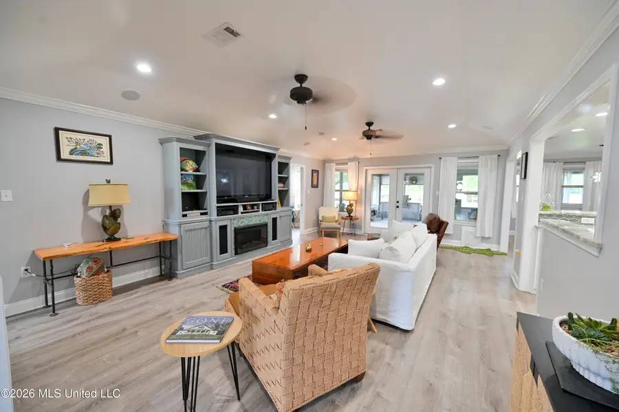 269 Lakeshore Drive, Ferriday, LA 71334 - #3