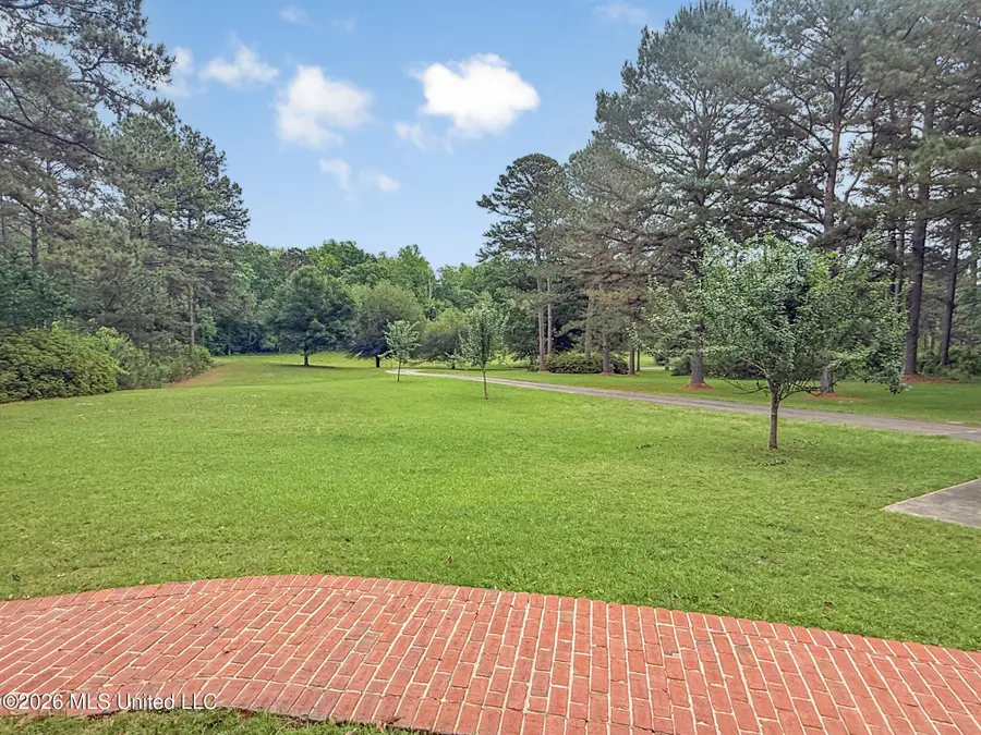 2039 Perrott Road, McComb, MS 39648 - #2
