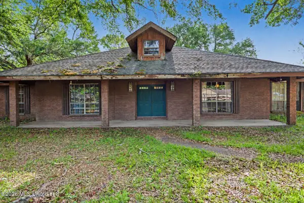 10100 Echo Glen Drive, Moss Point, MS 39562