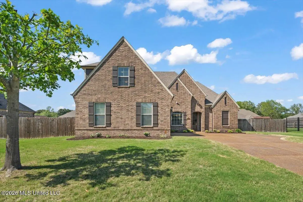 8830 S Courtly Circle, Olive Branch, MS 38654 - #1