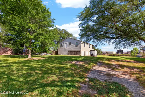 11548 Bayou View Drive, Bay Saint Louis, MS 39520