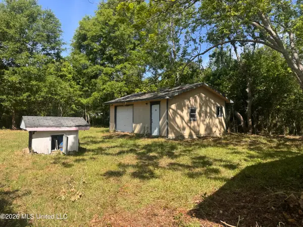 8520 Hyacinth Way, Moss Point, MS 39562