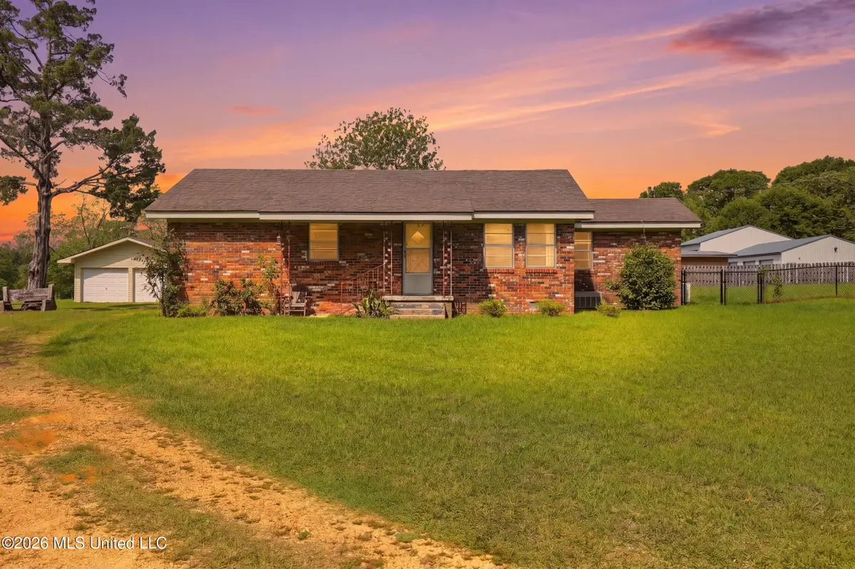 1046 S Mcgregor Street, Wiggins, MS 39577 - #1