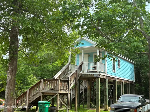 6151 Old Hill Road, Bay Saint Louis, MS 39520
