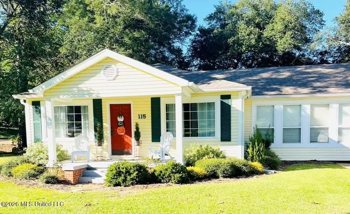 115 NW 4th Street, Magee, MS 39111 - #1