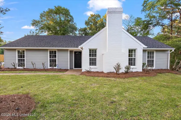 24 Village Drive, Madison, MS 39110