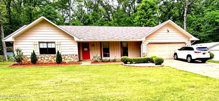 151 Oak Park Drive, Forest, MS 39074 - #2