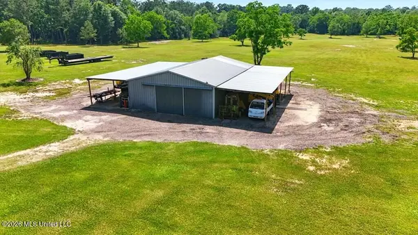 271 Bobby Lane, Picayune, MS 39466