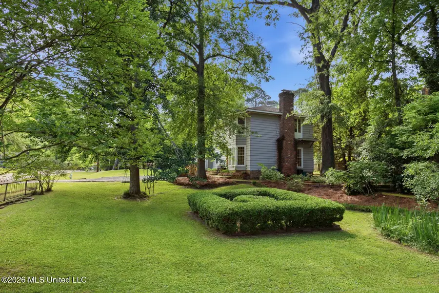 299 Wood Dale Drive, Jackson, MS 39216 - #2