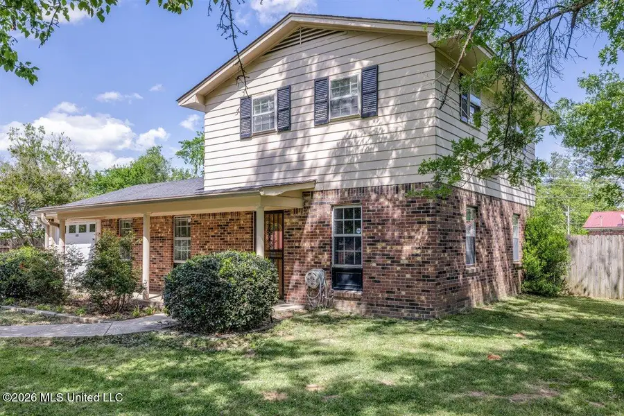 485 Gordon Drive, Holly Springs, MS 38635 - #3