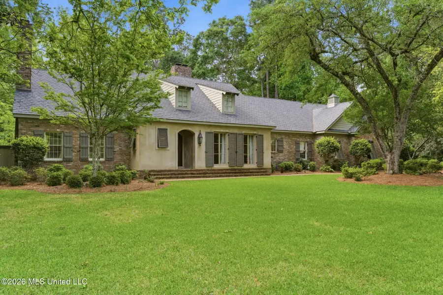 112 Heatherwood Drive, Hattiesburg, MS 39402 - #2