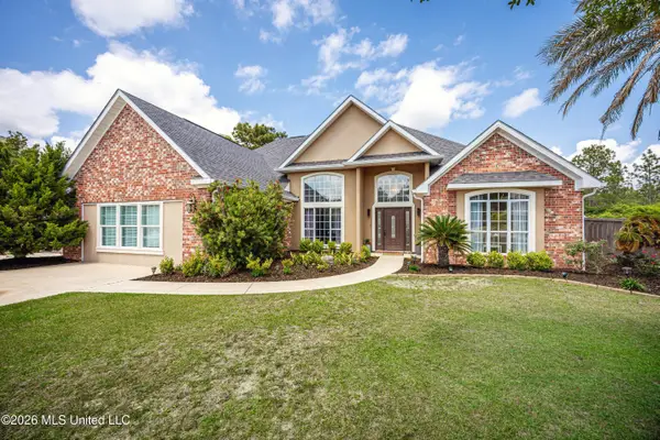 1713 Shelby Lane, Ocean Springs, MS 39564