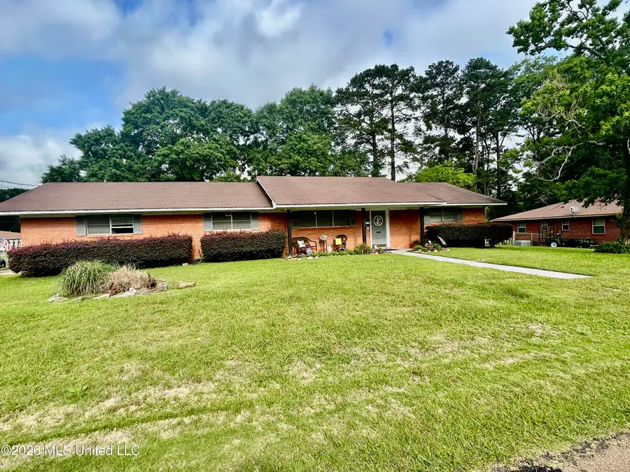 228 Sinclair Street, McComb, MS 39648 - #3