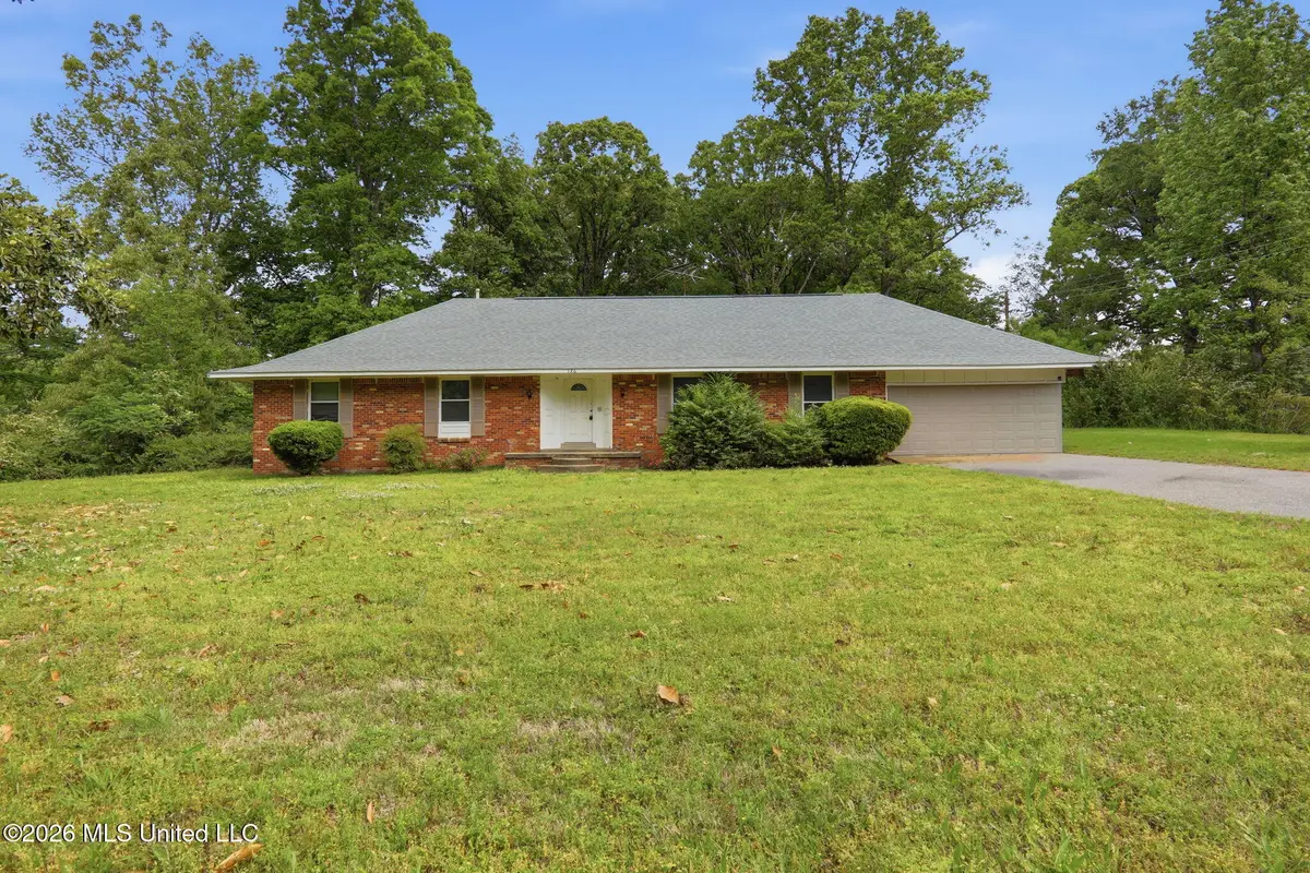 126 Colonial Drive, Hernando, MS 38632 - #1