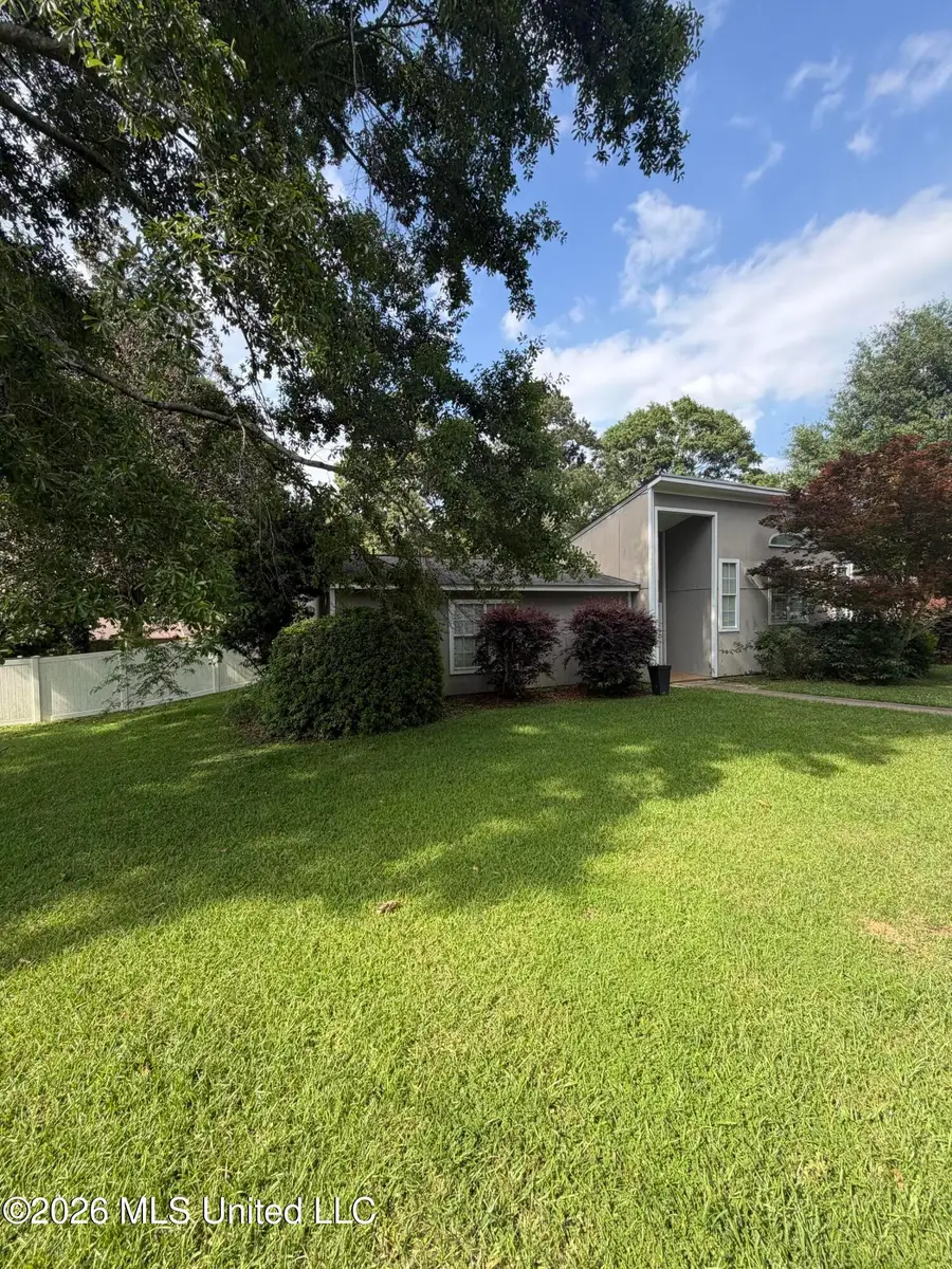 804 North Street, McComb, MS 39648 - #2
