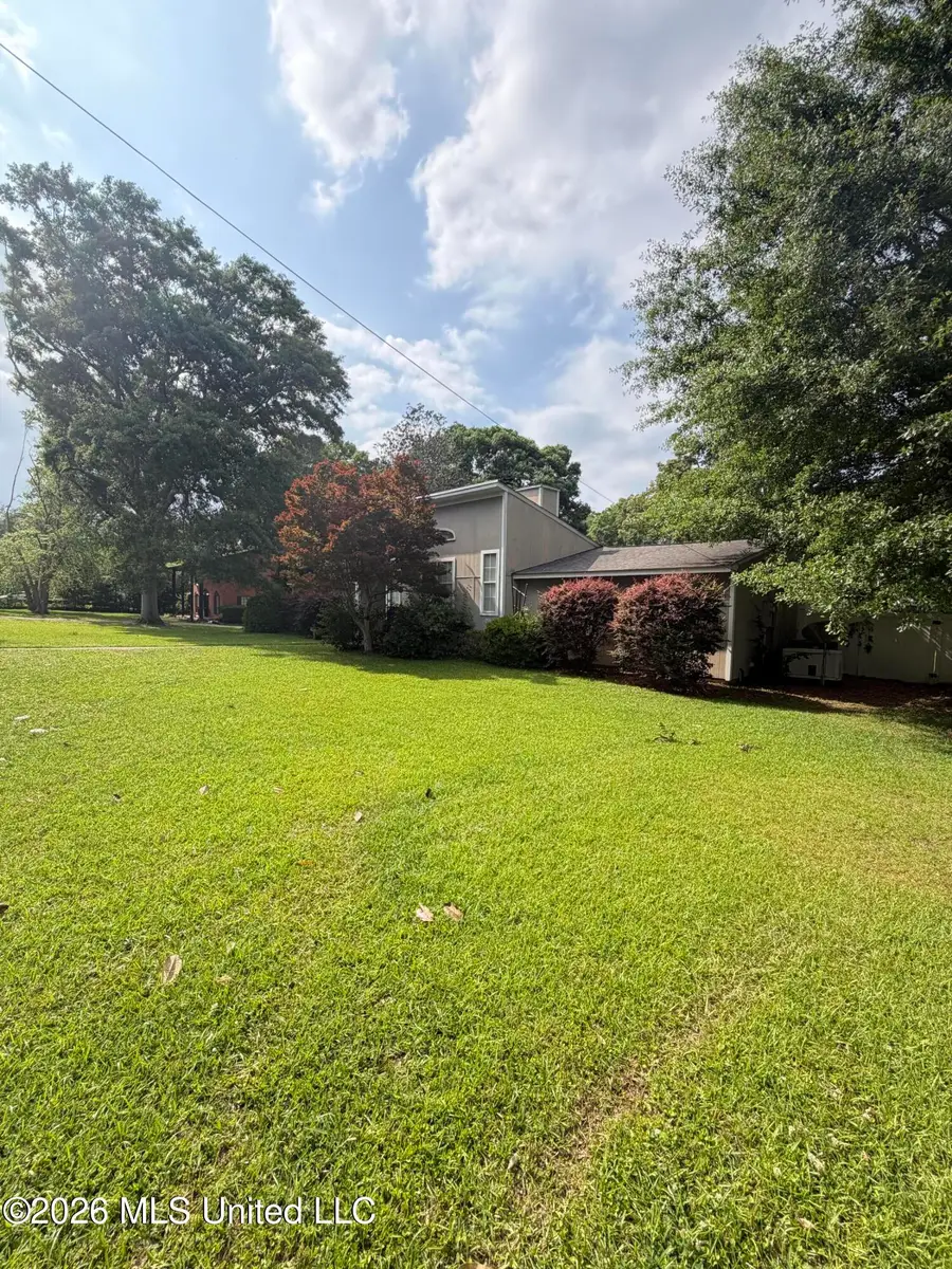 804 North Street, McComb, MS 39648 - #3