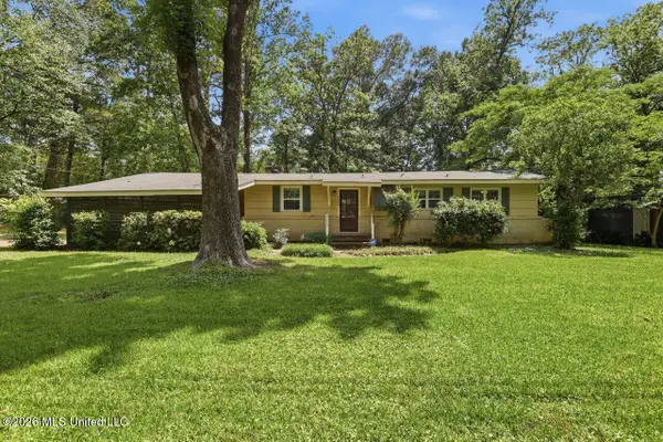 1649 E Northside Drive, Jackson, MS 39211