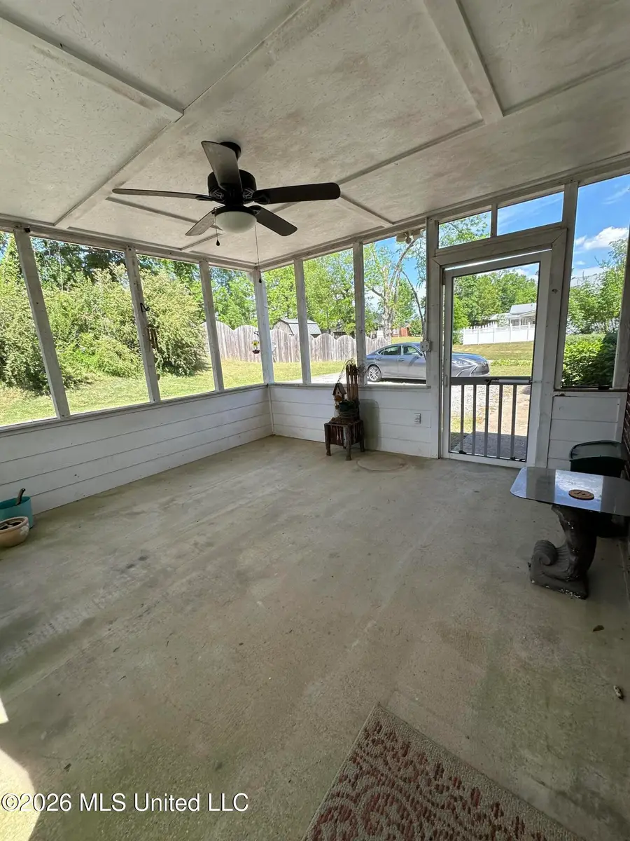 114 S Stone Street, Iuka, MS 38852 - #3