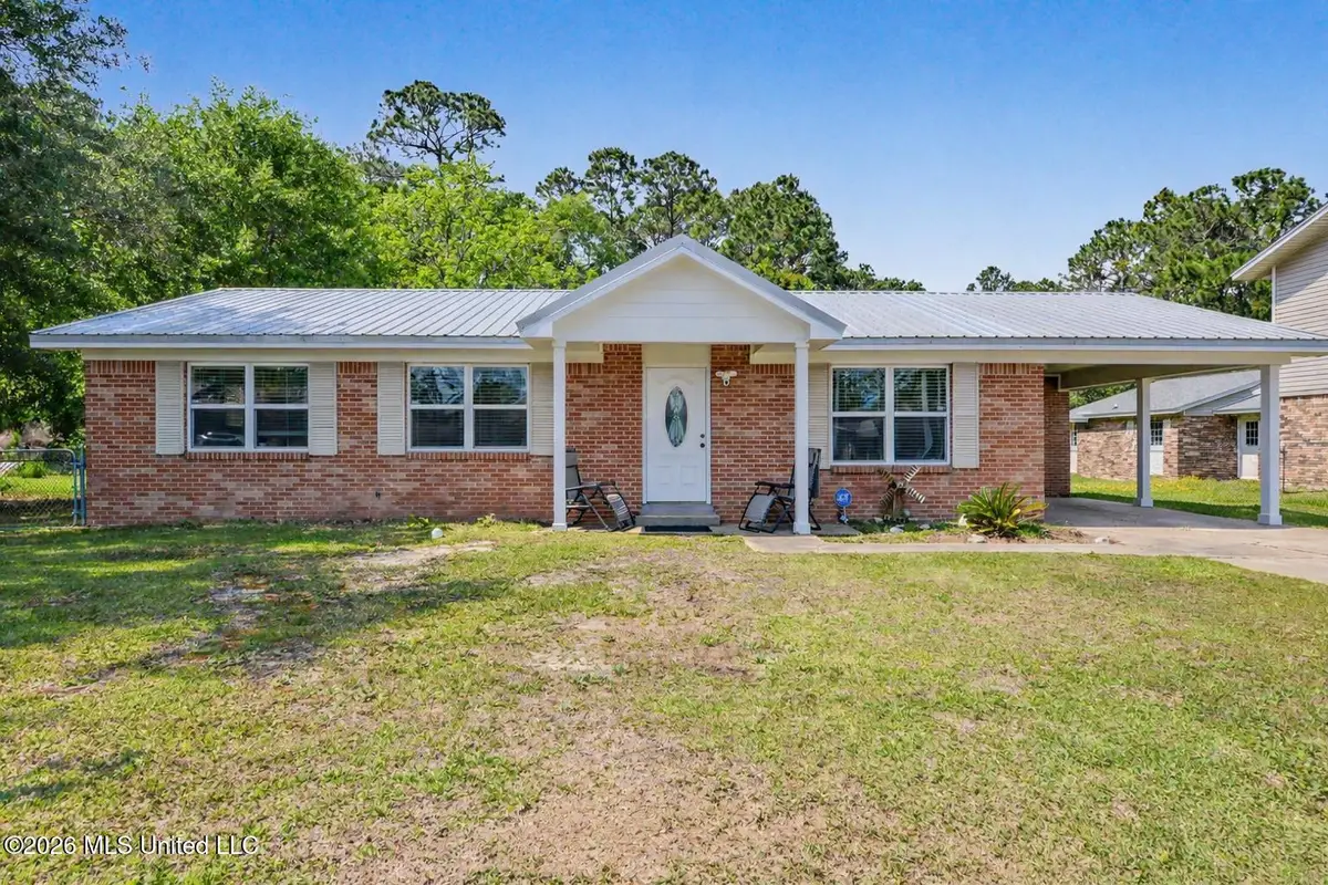 203 Lynn Circle, Pass Christian, MS 39571 - #1
