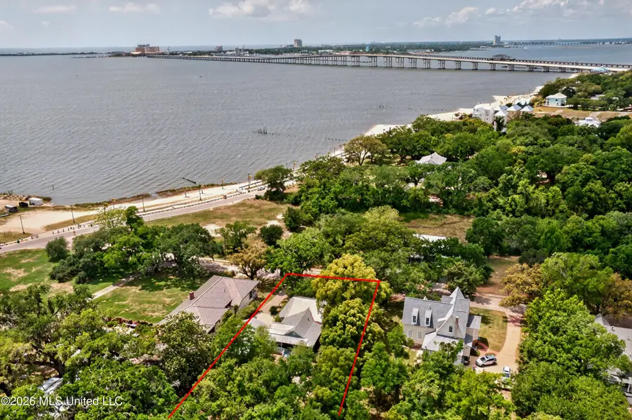 316 Jackson Avenue, Ocean Springs, MS 39564 - #3
