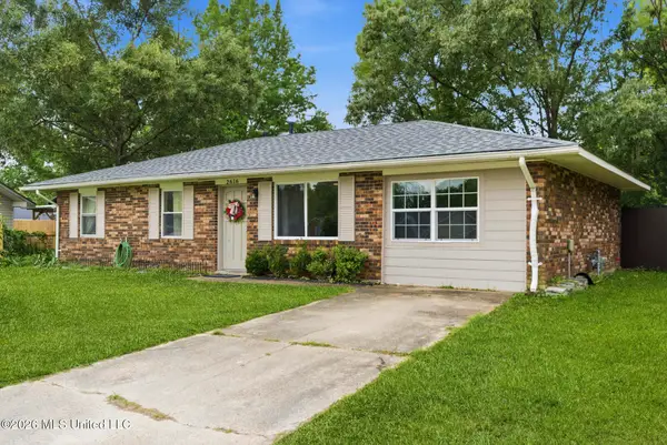 2616 W Angela Circle, Gulfport, MS 39503